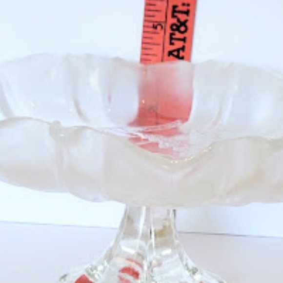 MIKASA CHRISTMAS STORY FOOTED BON BON PLATE NIB 9-3/4" - Picture 8 of 9